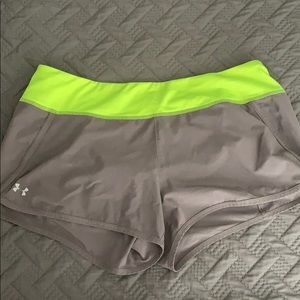 Under armour lined running shorts